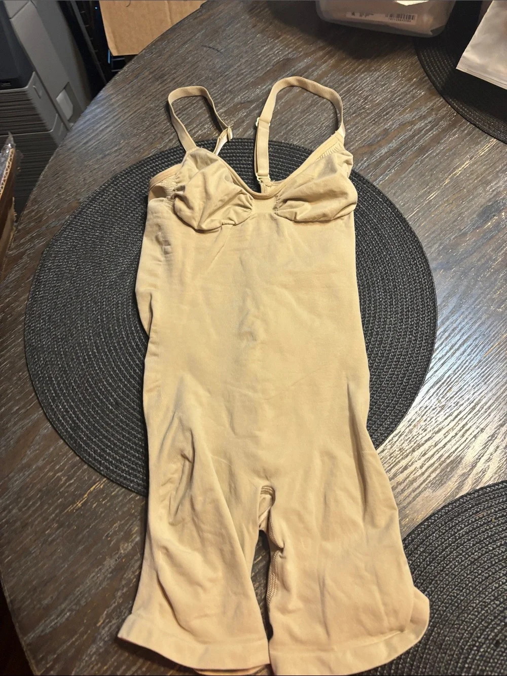SKIMS seamless Sculpt small mica mid thigh shortie Bodysuit (smokers)